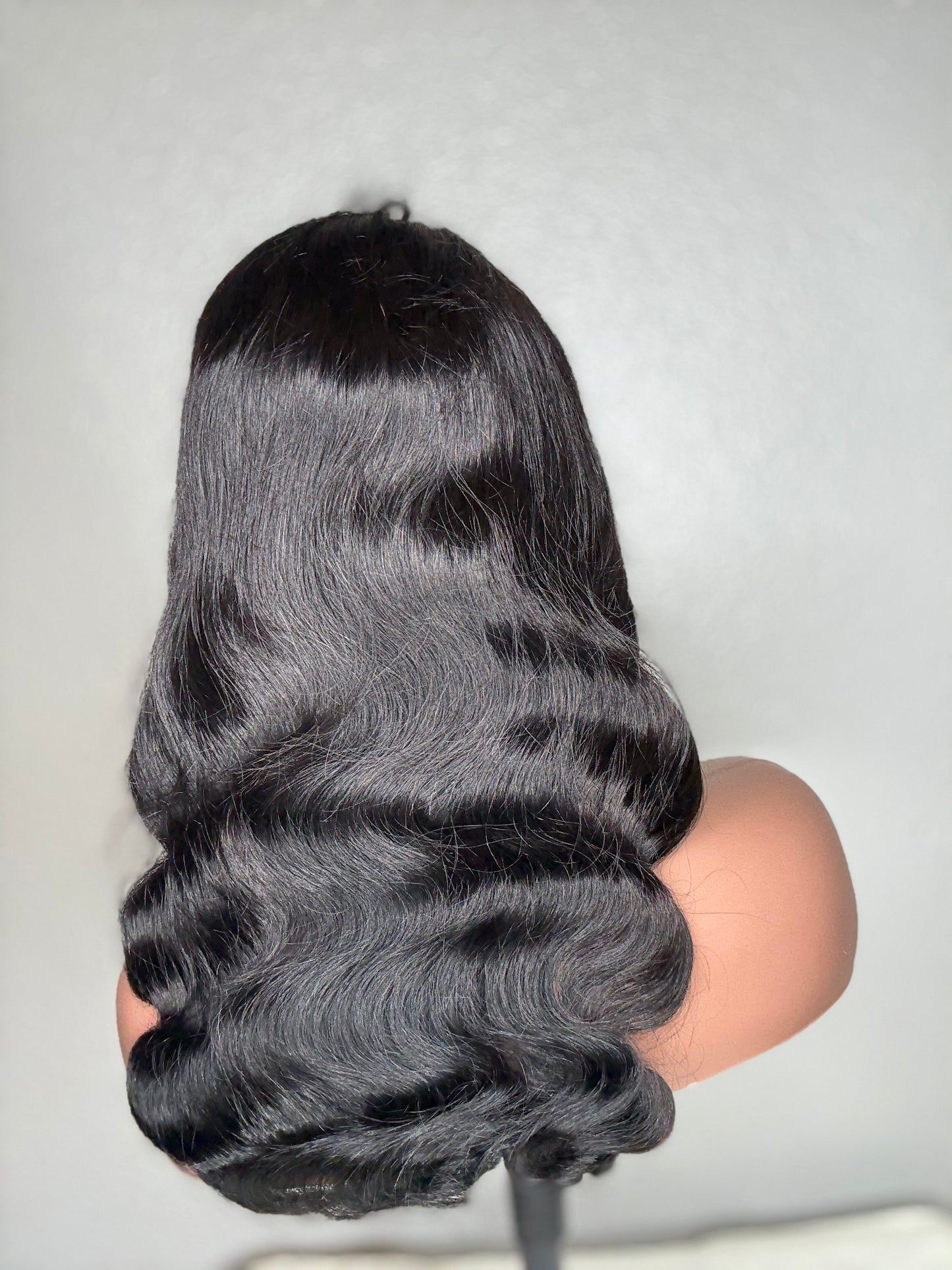 Body wave wig