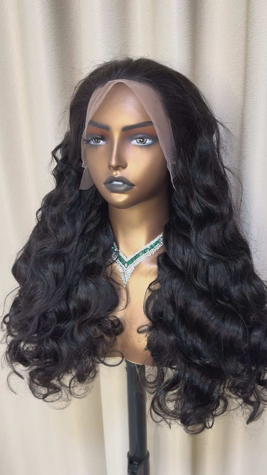 Fumi Loose Wig